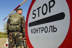ウクライナ軍 検問所設置  クリミア自治共和国境界に