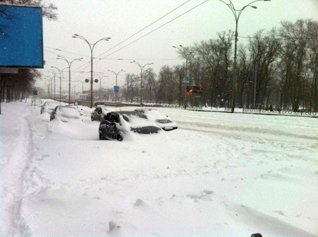 Киевские дороги, в основном, выглядят так