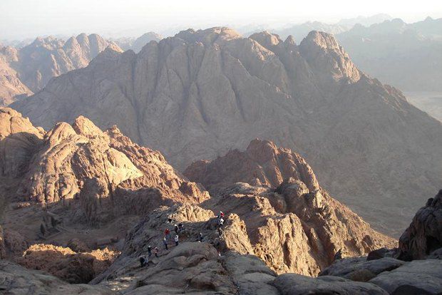 Поиски подлинной вершины Синай давно занимали умы многих исследователей Ближнего Востока