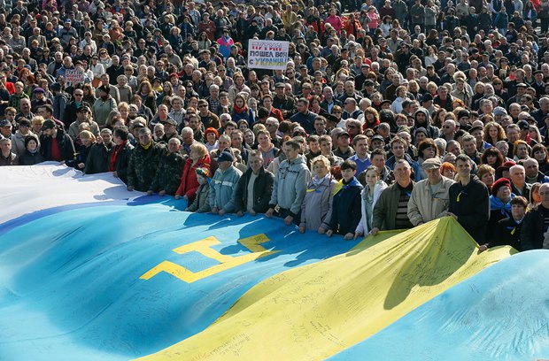Акция в поддержку крымских татар на площади Независимости в Киеве в 2014 году