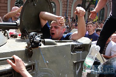 В МВД сочли бездеятельность милиционеров "нерешительностью"