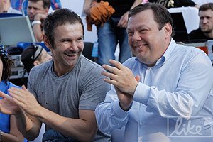 Вакарчук и Садовой пришли на открытие джазового фестиваля во Львове