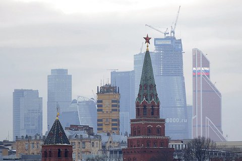 Росія готує позов до англійського суду через виданий уряду Азарова кредит