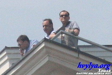 Яценюк: Захарченко наблюдал за избиением журналистов