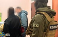 ​У Сумах викрили підпільний кол-центр, який вимагав гроші у підлітків і військових