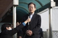 На лідера південнокорейської опозиції напали через політичні мотиви