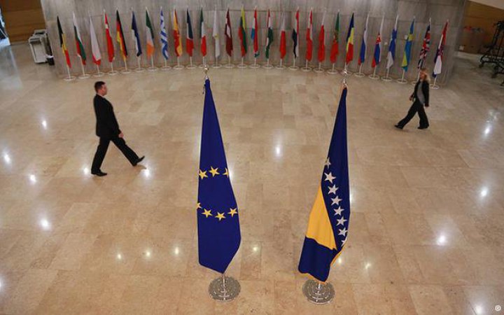 Єврокомісія рекомендувала розпочати переговори про вступ до ЄС із Боснією і Герцеговиною
