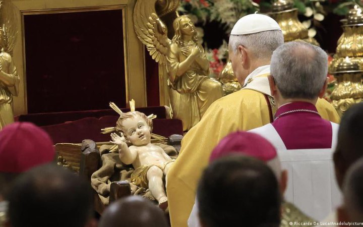 Під час різдвяної меси у Ватикані Папа Лев XIV розкритикував економіку