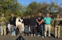 На Одещині затримали авто із п'ятьма чоловіками, які намагалися нелегально перетнути кордон