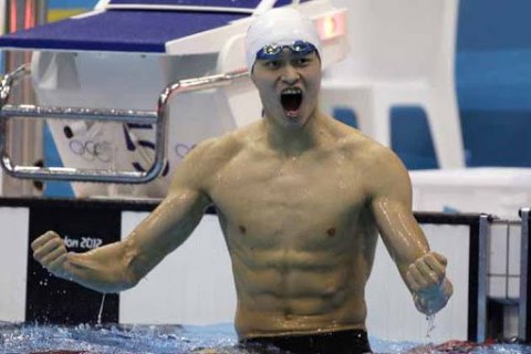 3-кратного олимпийского чемпиона по плаванию дисквалифицировали на 8 лет за употребление допинга