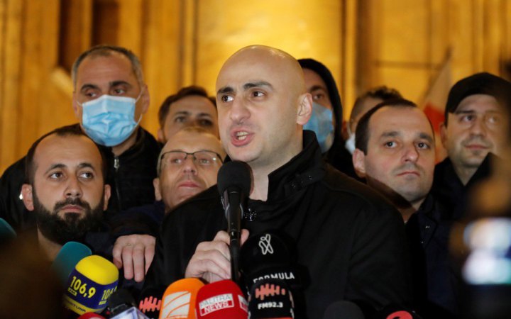 У Грузії суд запроторив за ґрати ще двох опозиціонерів