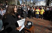 Женщины в Вирджинии устроили акцию протеста в защиту абортов