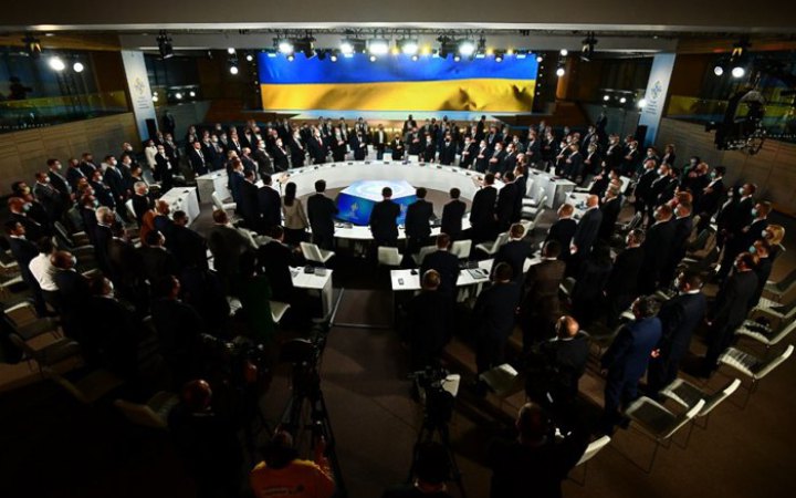 Довічний PEP. Політично значущі особи України і їхні родичі будуть під наглядом 