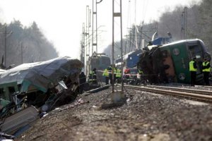 ​В Польше объявлен траур по жертвам железнодорожной аварии