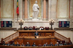 Политический кризис в Португалии утихает