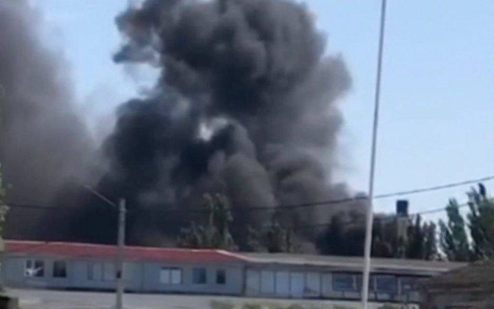 ЗМІ: вибух на підстанції в окупованому Бердянську знеструмив ремонтну базу росіян