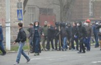 В Мариуполе избили сторонников единства Украины, 6 человек в реанимации