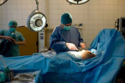 Канадские врачи проведут бесплатные пластические операции для бойцов АТО