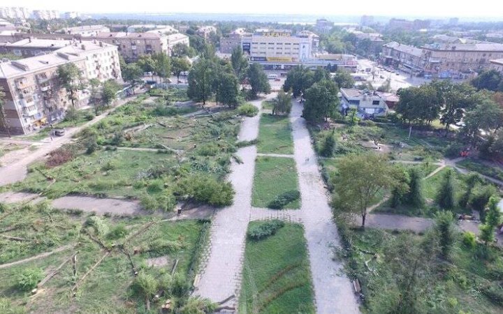 Експредставник ОПЗЖ Кальцев VS інтереси громади Запоріжжя: чи захистить місцева влада сквер Тарасова 