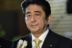 Прем'єр-міністр Японії відвідає Україну