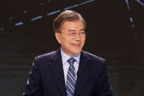 Президент Южной Кореи призвал КНДР вернуться за стол переговоров