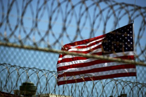 ​Уволен начальник базы Гуантанамо