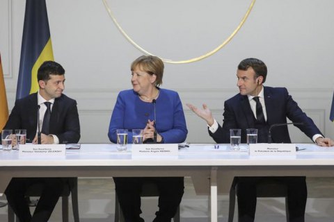 Офис президента планирует организовать разговор Зеленского, Макрона и Меркель 