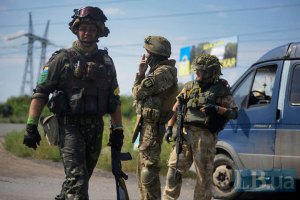 Украинские военные вырвались из окружения боевиков, - журналист
