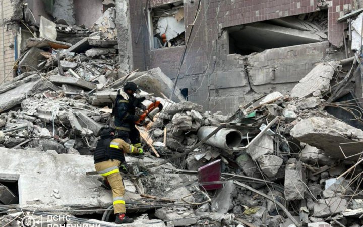 Російський FPV-дрон атакував цивільних у Костянтинівці Донецької області, є жертви