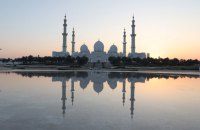 Президент ОАЕ заявив, що його держава перебуває у стані війни через удари з боку Ірану