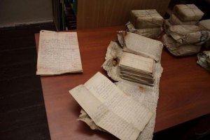 Рада освободила от таможенной пошлины архивные документы