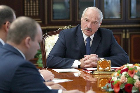 Лукашенко поскаржився на пияцтво в уряді Білорусі