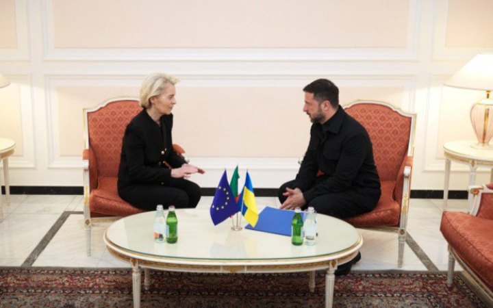 Зеленський і фон дер Ляєн обговорили підготовку 17-го пакета санкцій ЄС проти Росії
