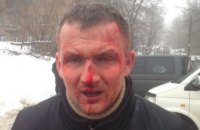 Нардепа Левченка побили у Києві, він намагався кинути "коктейль Молотова" на акції проти забудови (оновлено)