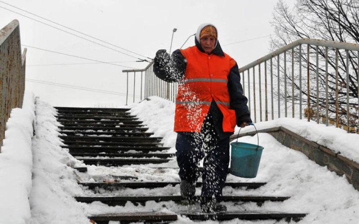 Кияни залишили 593 скарги на якість комунальних послуг до інспекції ЖКП протягом зими