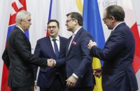 Министры иностранных дел Чехии, Австрии и Словакии приехали с общим месседжем – породемонстрировать поддержку Украине