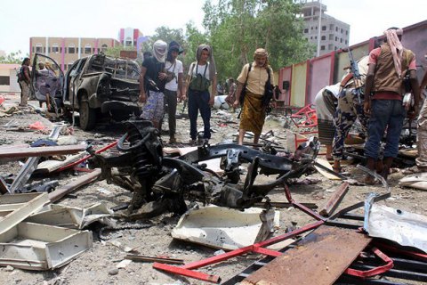 В результате взрыва в Йемене погибли 54 человека (Обновлено)