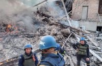 В результате авиаудара по школе в Луганской области предварительно погибли еще 60 человек, – Гайдай