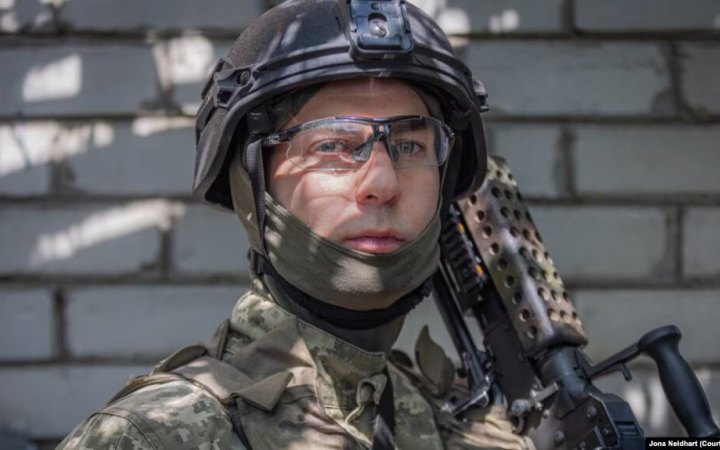 Швейцарця, який два роки воював за Україну, заарештували на батьківщині