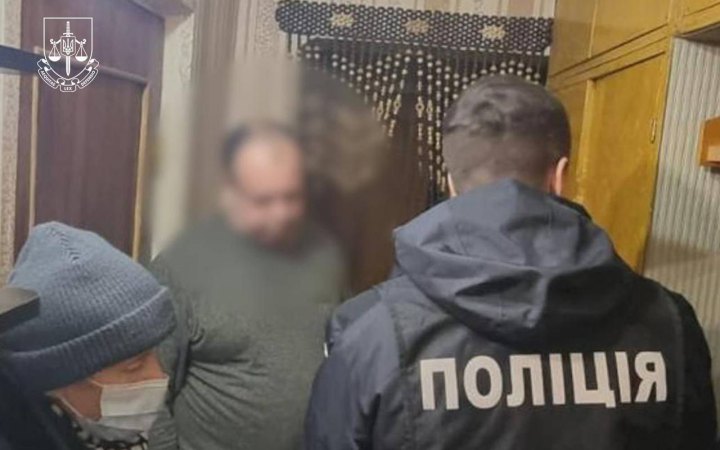 Екскерівнику ТЦК повідомили про підозру у допомозі екскерівнику «Київського метрополітену» виїхати за кордон