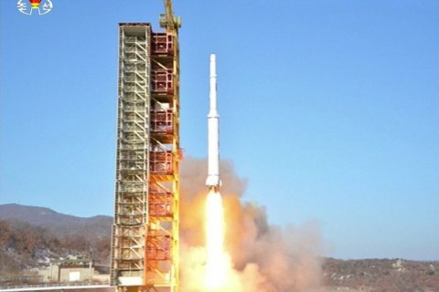 Северная Корея запустила баллистическую ракету в Японское море