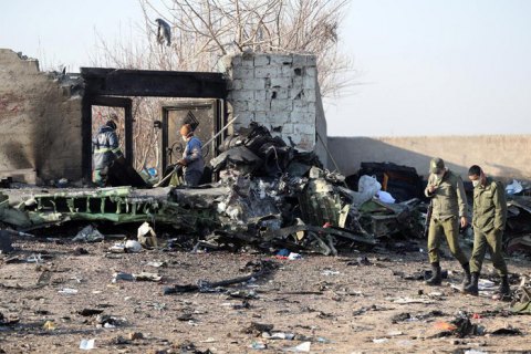 Украина хочет получить от Ирана записи разговоров диспетчеров в день катастрофы самолета МАУ