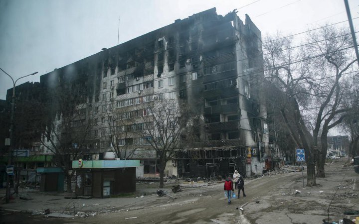 Оккупанты склоняют мариупольцев к "сотрудничеству", обещая компенсацию в рублях за разрушенное жилье, - ЦПД