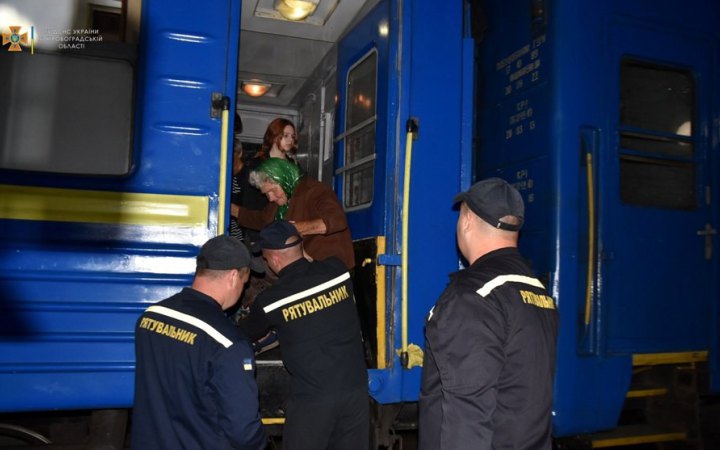 Потяг з переселенцями з Донеччини прибув до Кропивницького