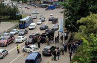  В центре Харькова задержали джип с оружием