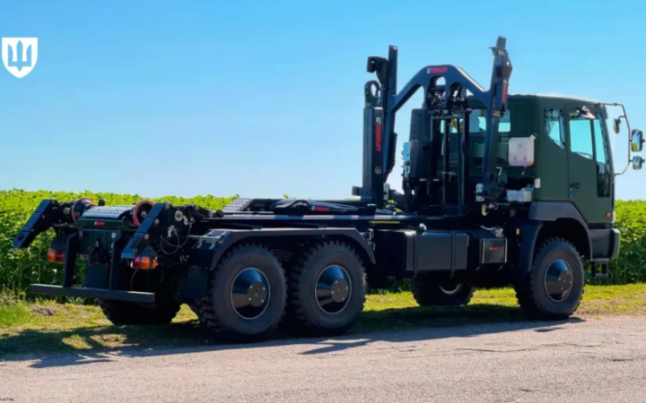 Минулого місяця Міноборони допустило до експлуатації 7 нових автомобілів