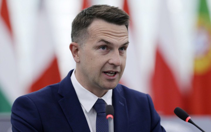 Речник уряду Польщі заявив, що НАТО задіяло 4-ту статтю Альянсу через вторгнення дронів РФ