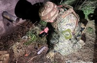 У Рівному чоловік погрожував підірвати дві гранати: його затримали після тривалих переговорів