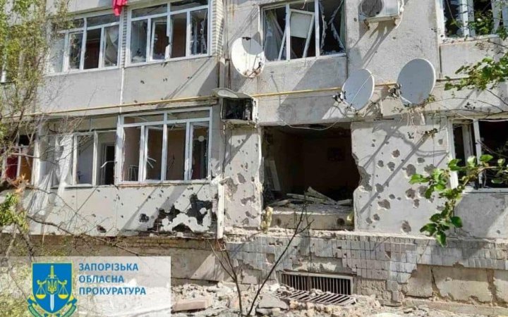 Росіяни обстріляли багатоповерхівку у Комишувасі Запорізької області, є жертви