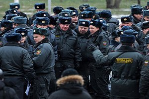 На охрану московских митингов отправят 9 тысяч полицейских